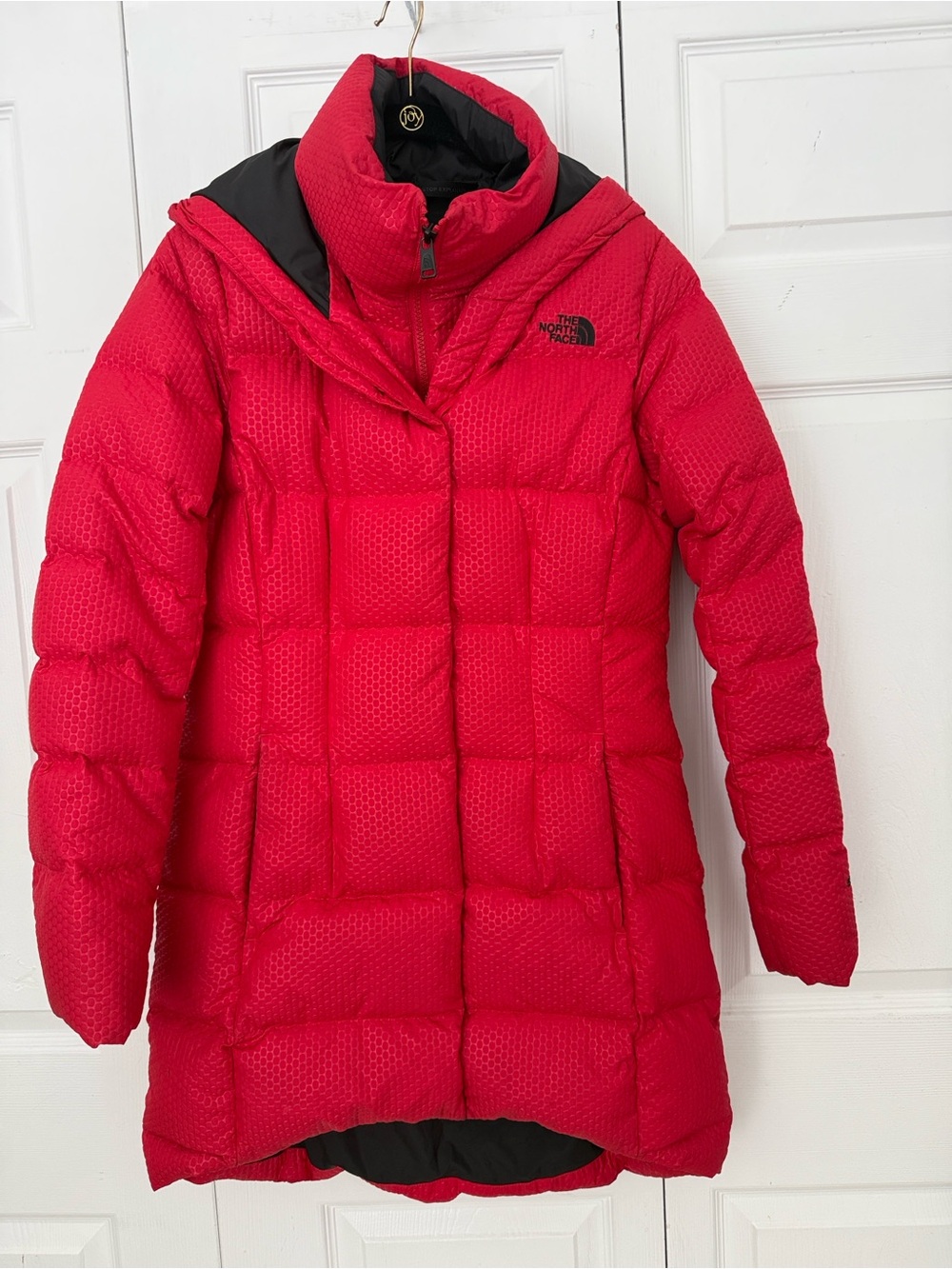 The North Face 550 Women's Red Quilted Long Puffer Jacket Hooded Size S Outdoors